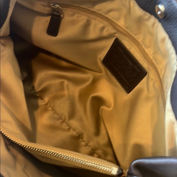 Coach G0993-14423 Signature “C” Canvas w/ Leather Trim Satchel Handbag - Picture 6 of 10